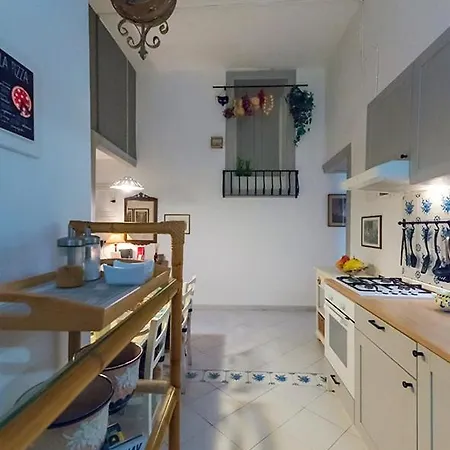 La Casa Napoletana - Ls Bed & Breakfast *