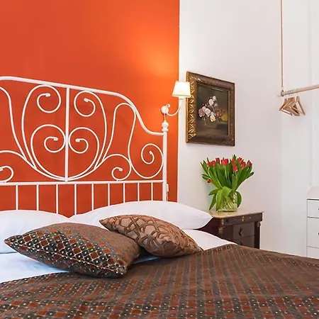 La Casa Napoletana Bed & Breakfast *